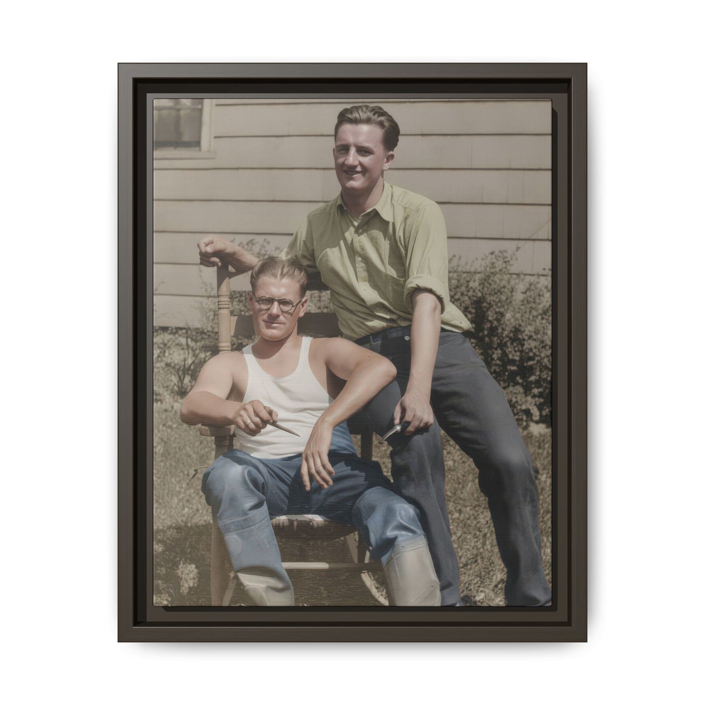 paire 064 | Framed Vintage Photo - Matte Canvas