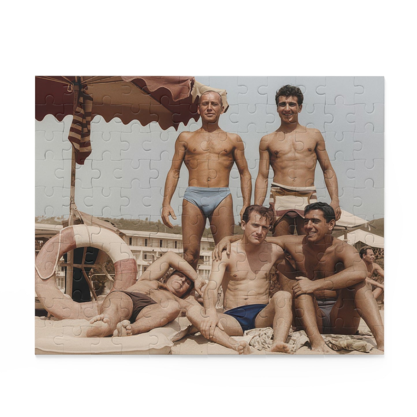 Sunlit Beach Club Companions | Restored Historical Jigsaw Puzzle | nager 033