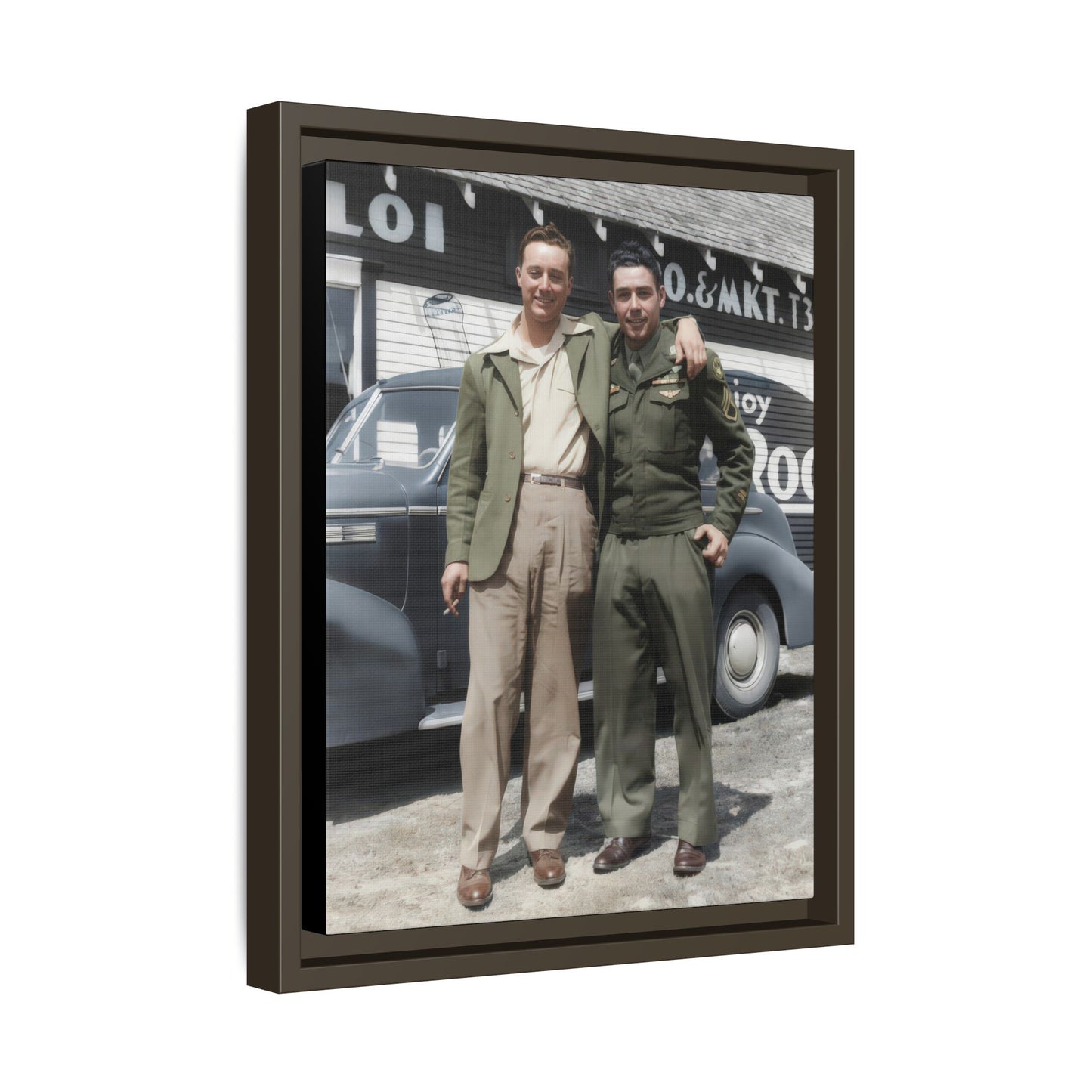 paire 058 | Framed Vintage Photo - Matte Canvas