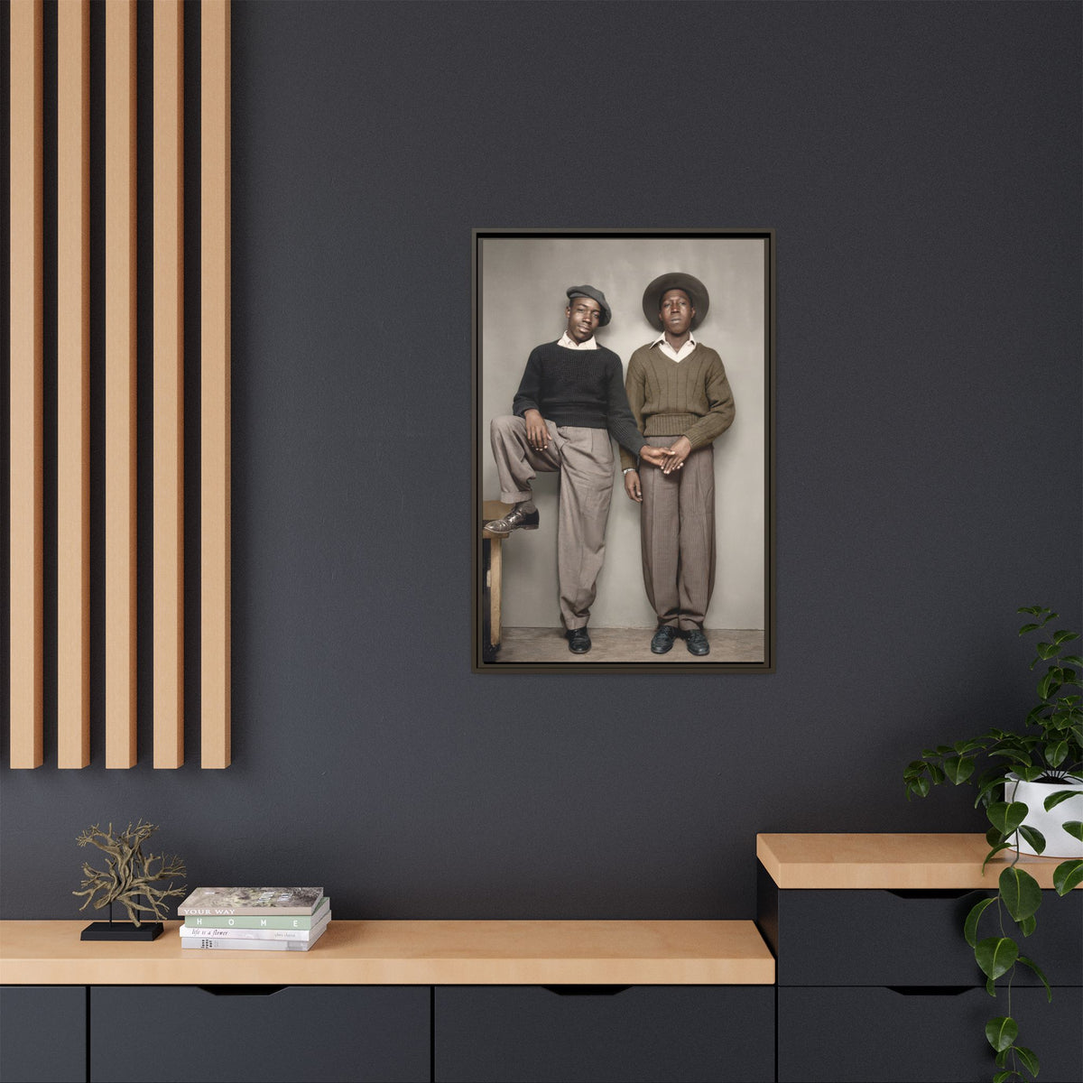 paire 161 | Framed Vintage Photo - Matte Canvas