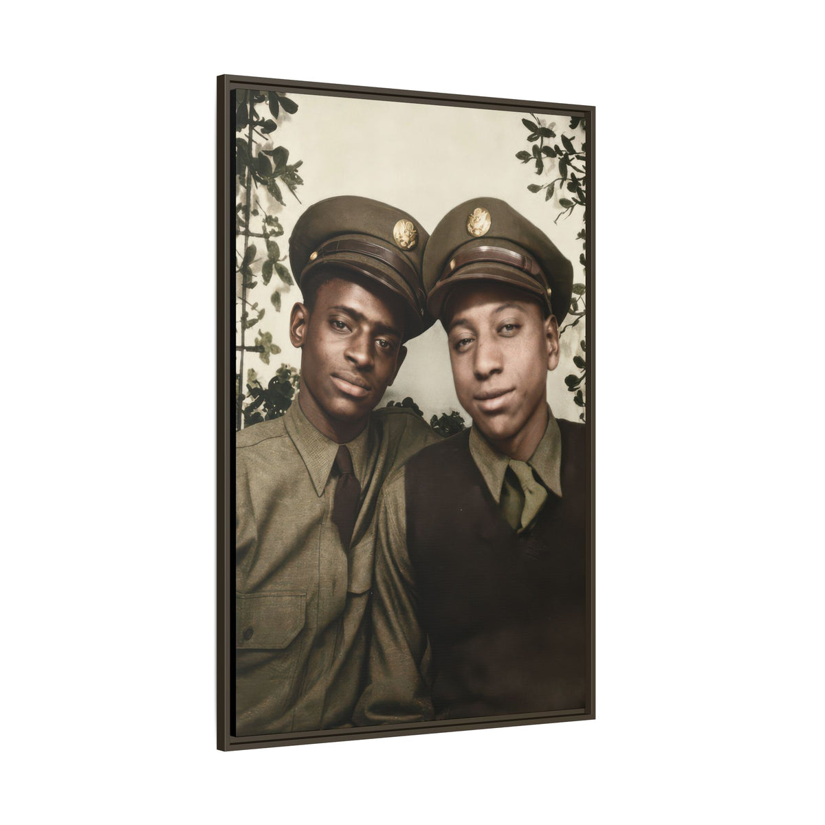 paire 152 | Framed Vintage Photo - Matte Canvas