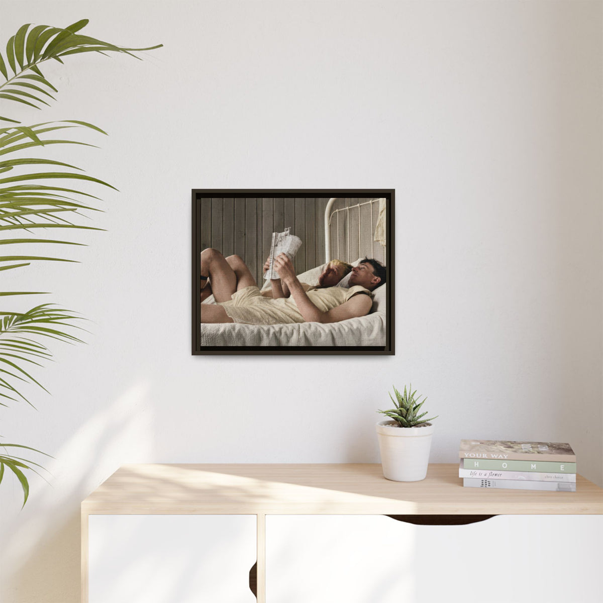 paire 160 | Framed Vintage Photo - Matte Canvas