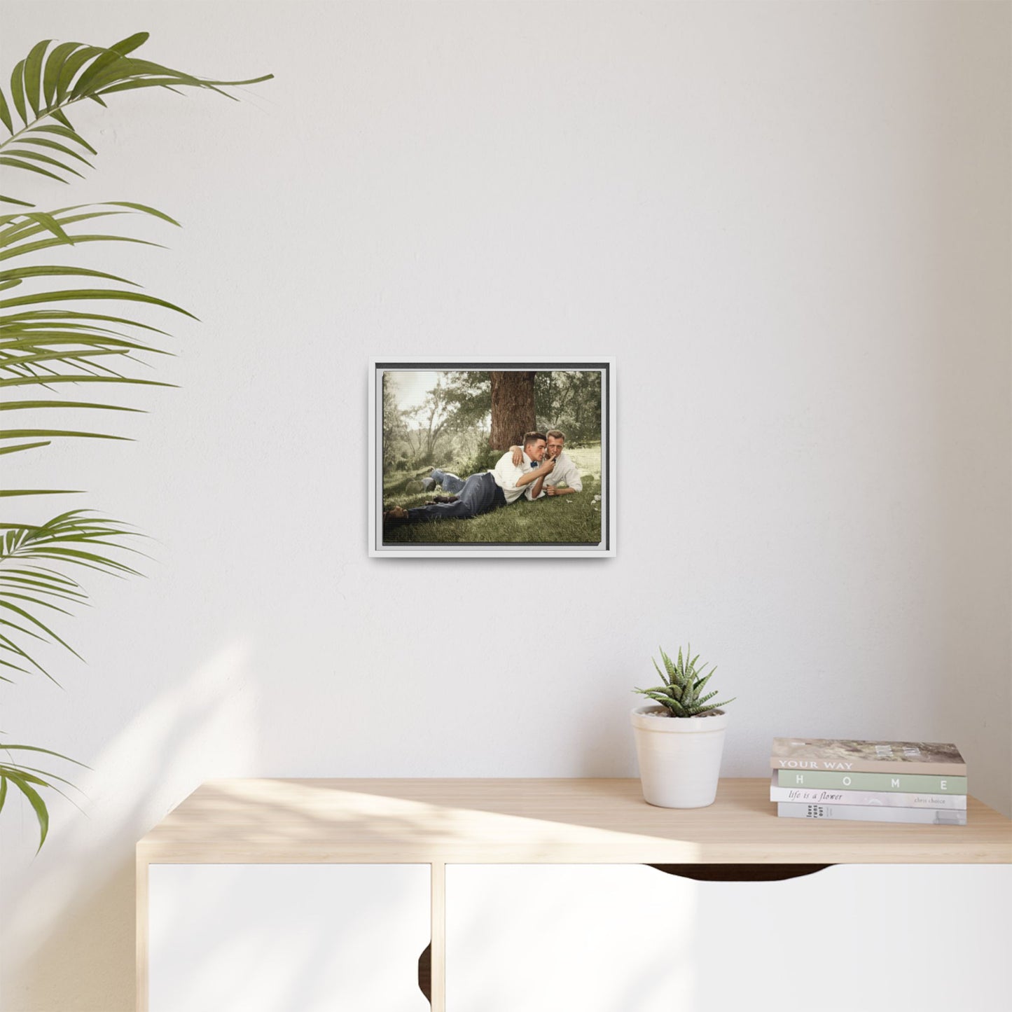 paire 137 | Framed Vintage Photo - Matte Canvas