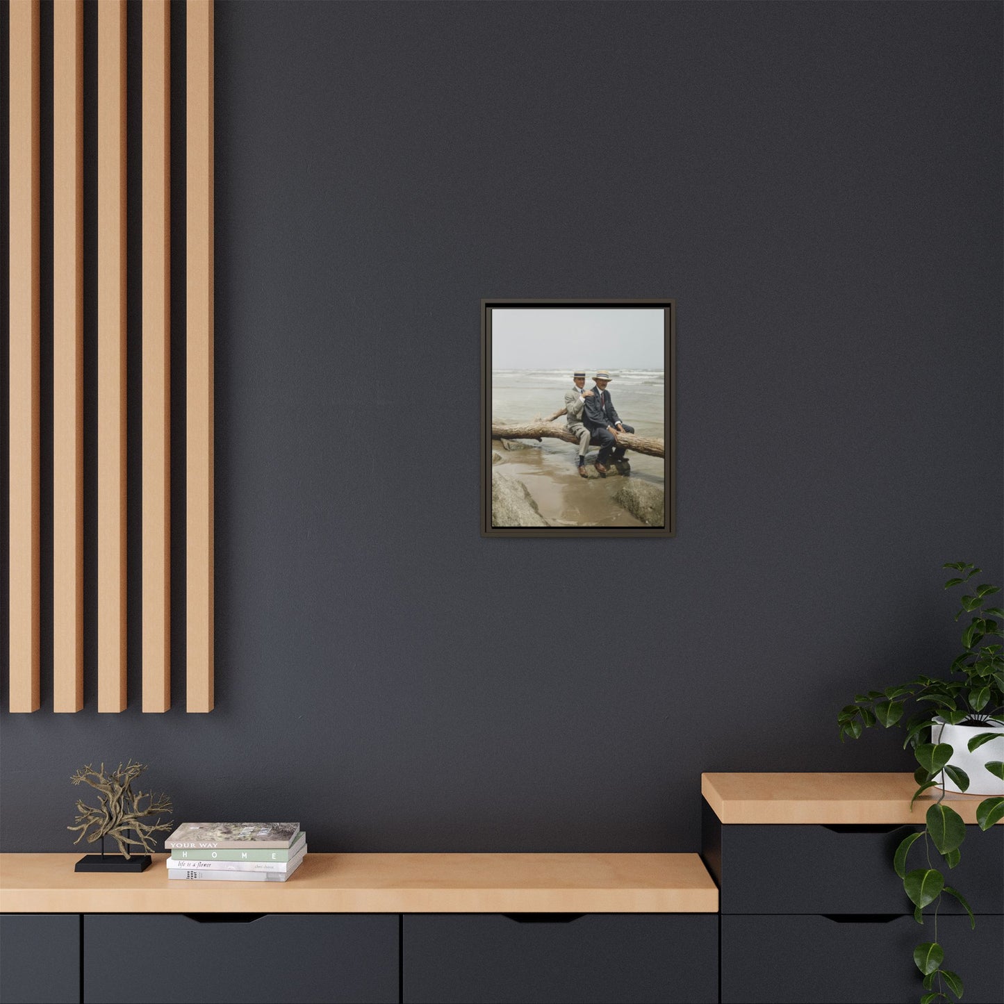 paire 031 | Framed Vintage Photo - Matte Canvas
