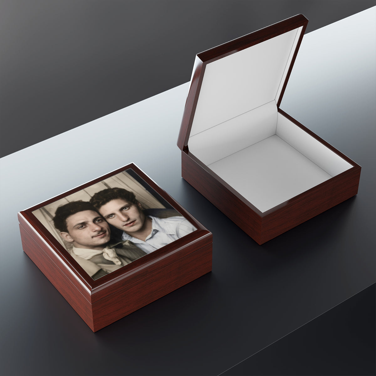 Paire 029 | Vintage Photobooth Series | Side by Side Keepsake Box