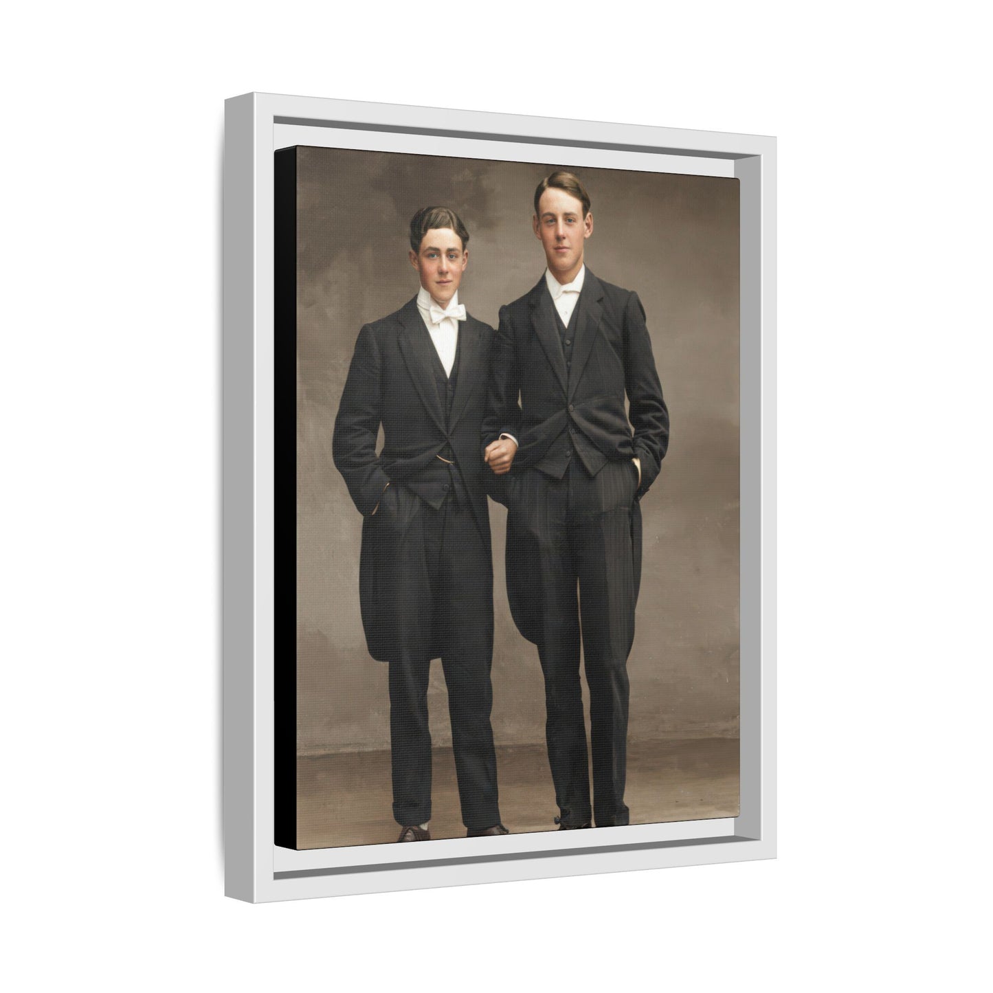 paire 131 | Framed Vintage Photo - Matte Canvas