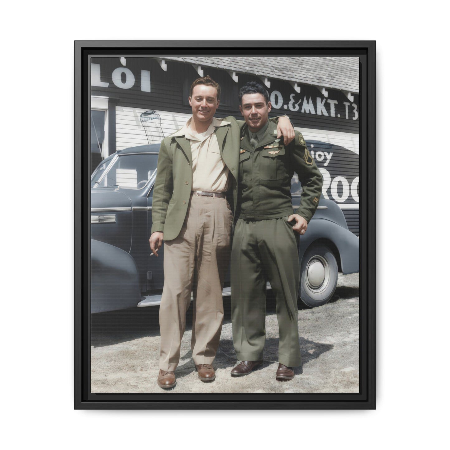 paire 058 | Framed Vintage Photo - Matte Canvas