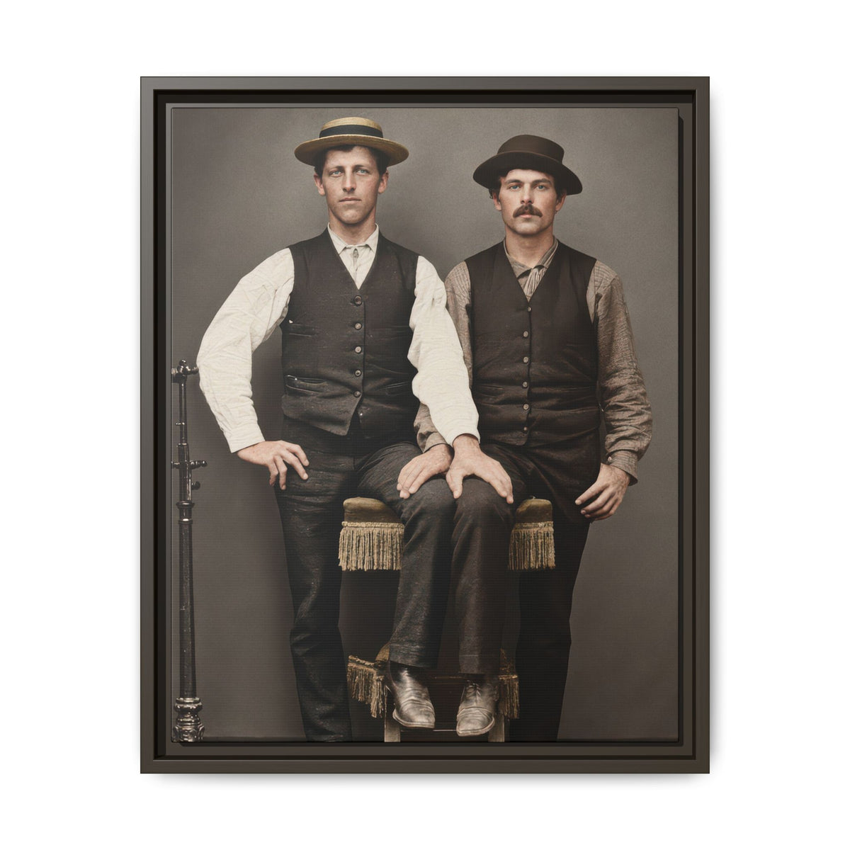 paire 163 | Framed Vintage Photo - Matte Canvas
