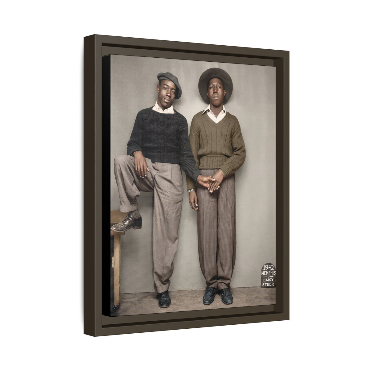 paire 161 | Framed Vintage Photo - Matte Canvas