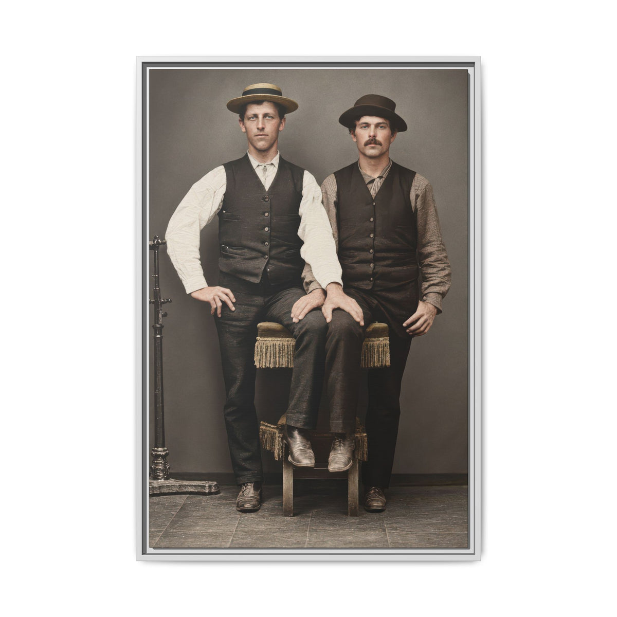 paire 163 | Framed Vintage Photo - Matte Canvas