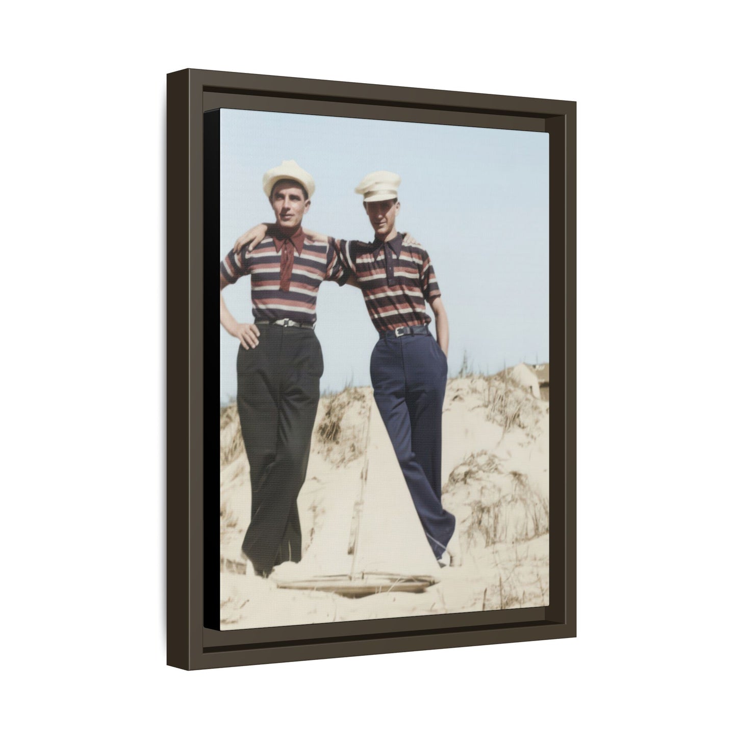 paire 102 | Framed Vintage Photo - Matte Canvas