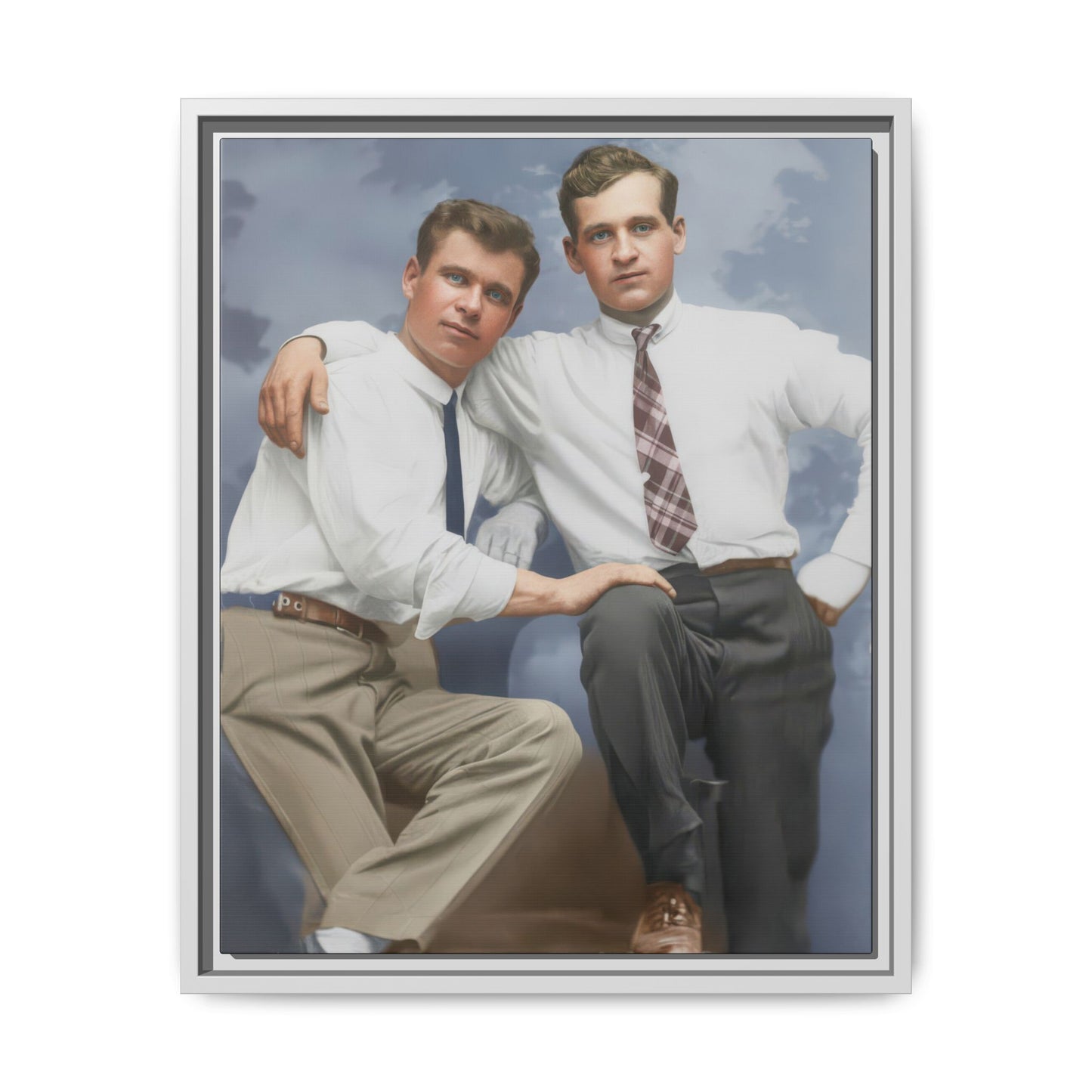 paire 069 | Framed Vintage Photo - Matte Canvas