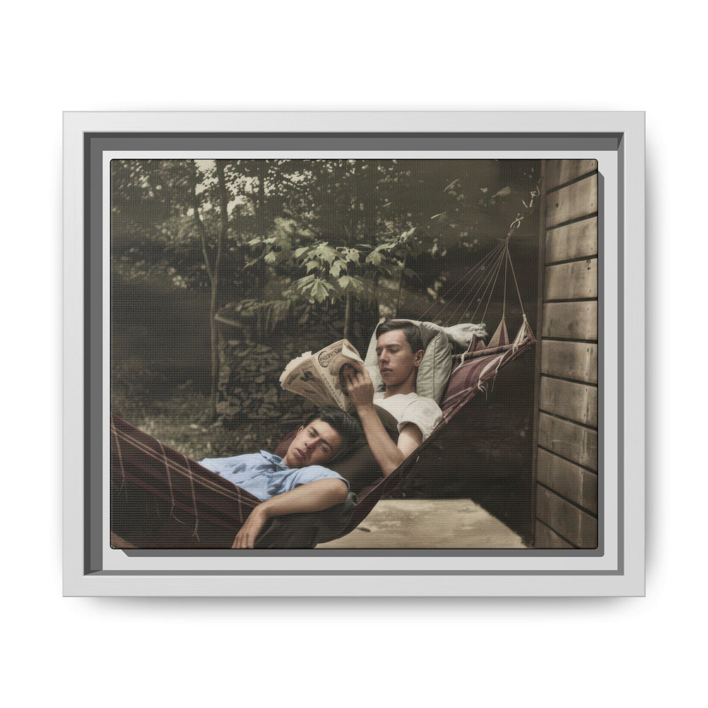 paire 094 | Framed Vintage Photo - Matte Canvas