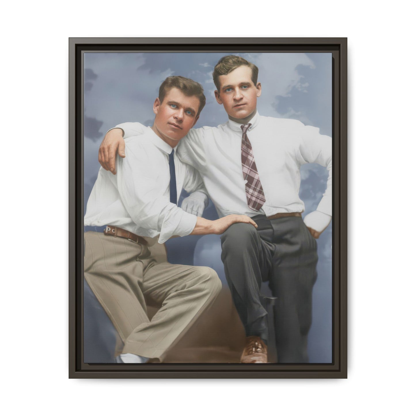 paire 069 | Framed Vintage Photo - Matte Canvas