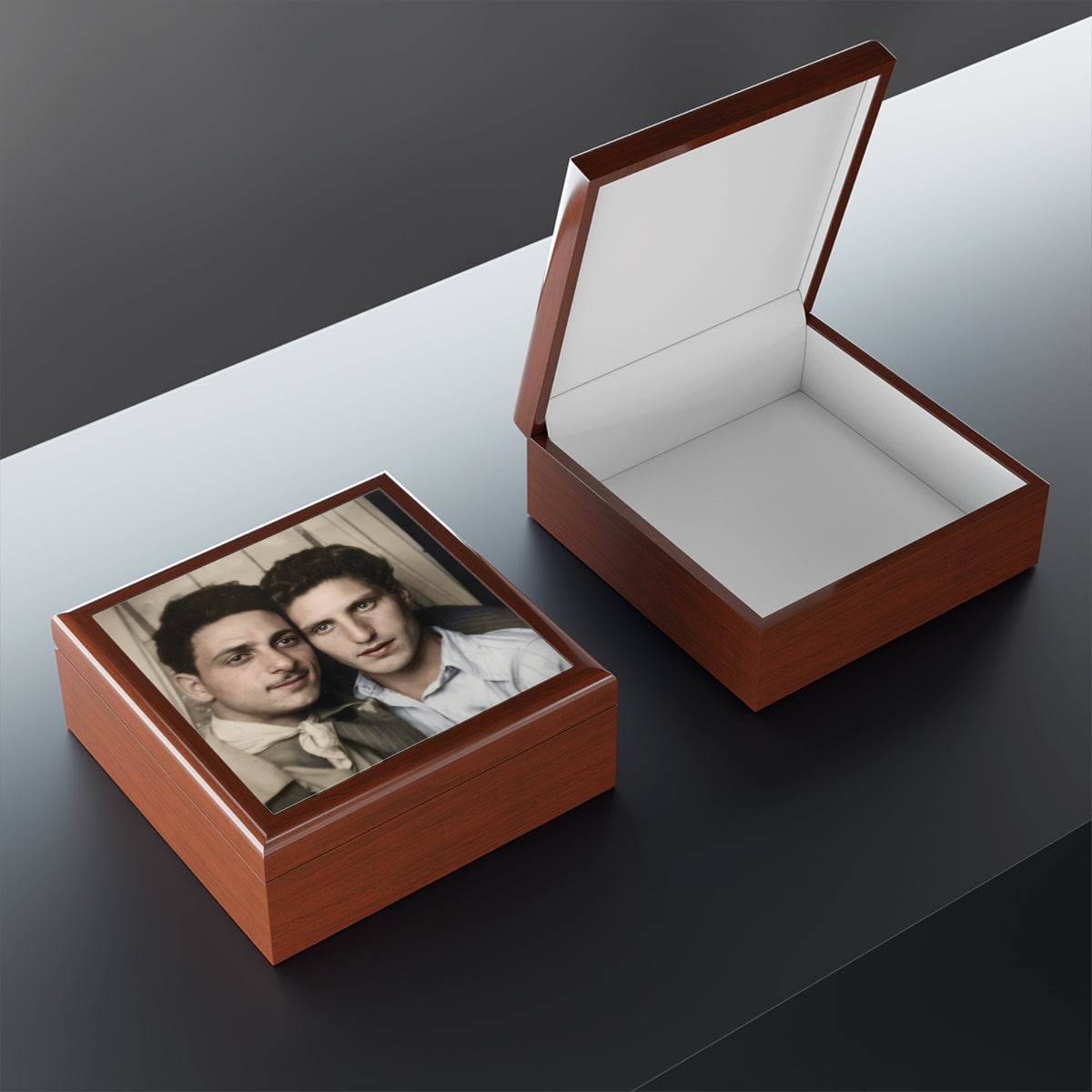 Paire 029 | Vintage Photobooth Series | Side by Side Keepsake Box