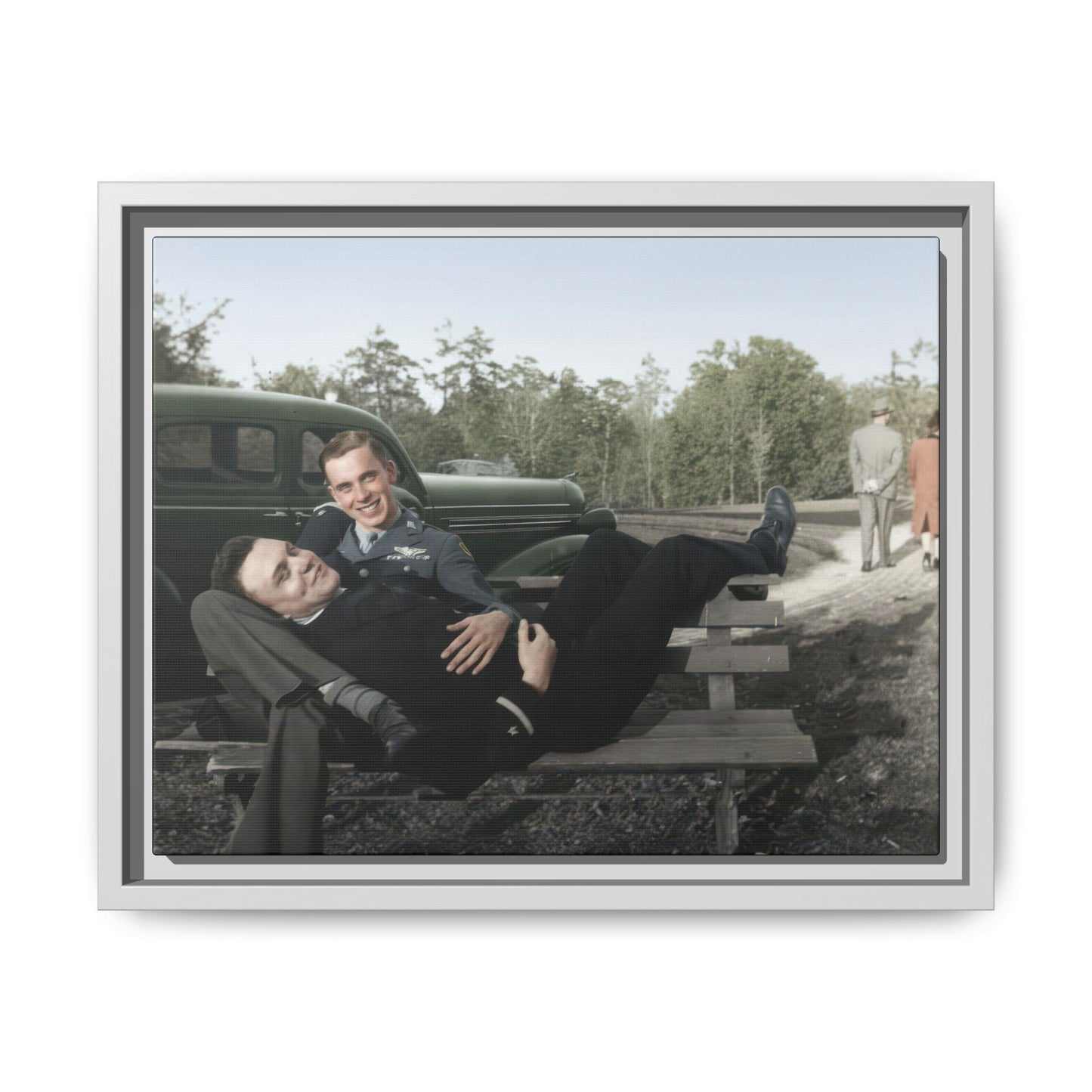 paire 107 | Framed Vintage Photo - Matte Canvas