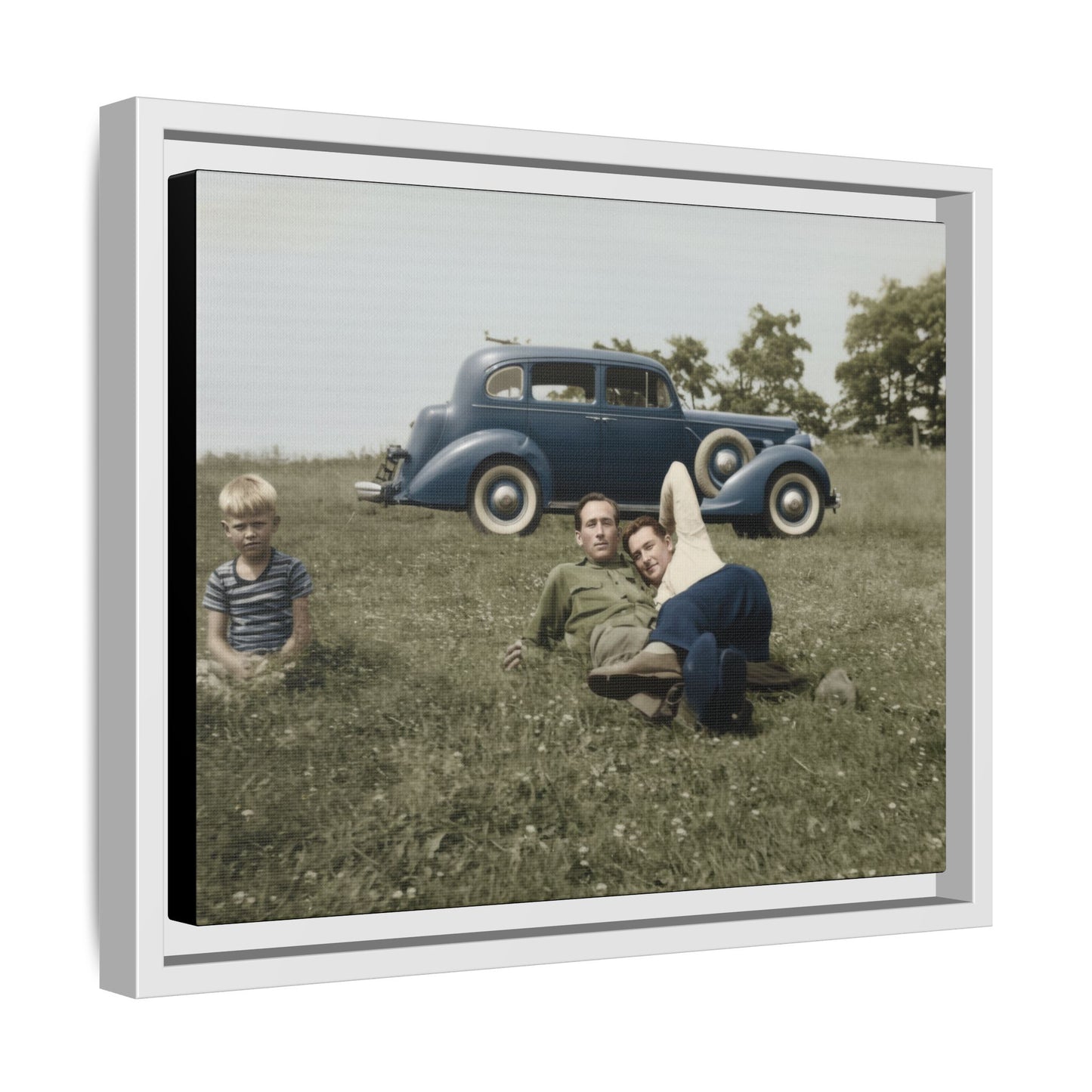 paire 003 | Framed Vintage Photo - Matte Canvas