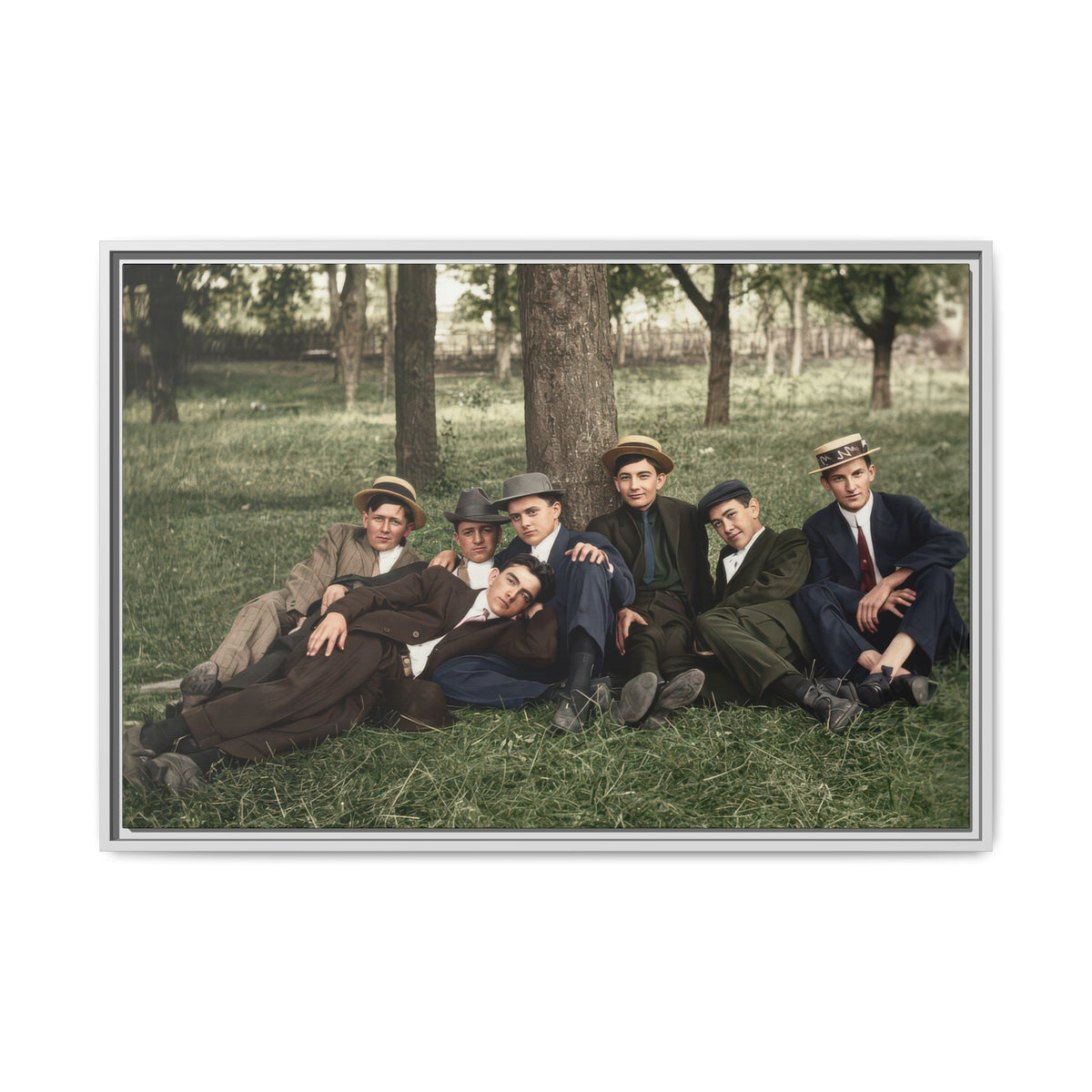 hommes 005 | Framed Vintage Photo - Matte Canvas