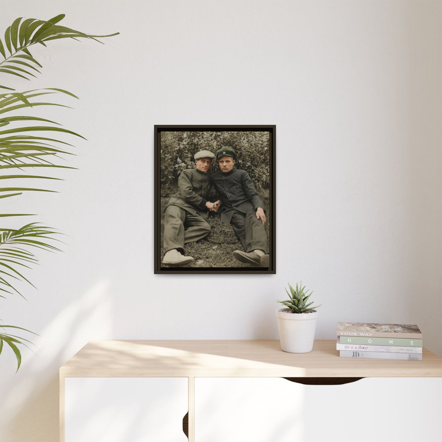 paire 127 | Framed Vintage Photo - Matte Canvas