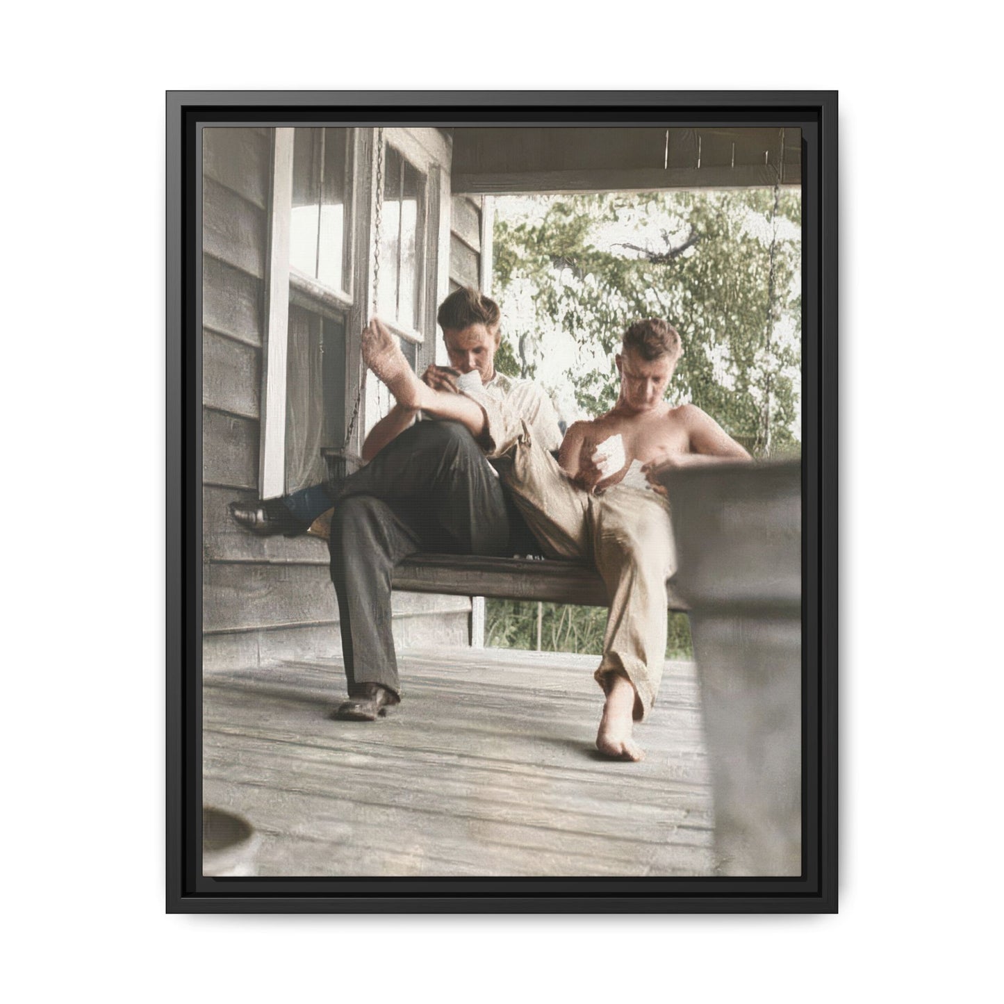 paire 051 | Framed Vintage Photo - Matte Canvas