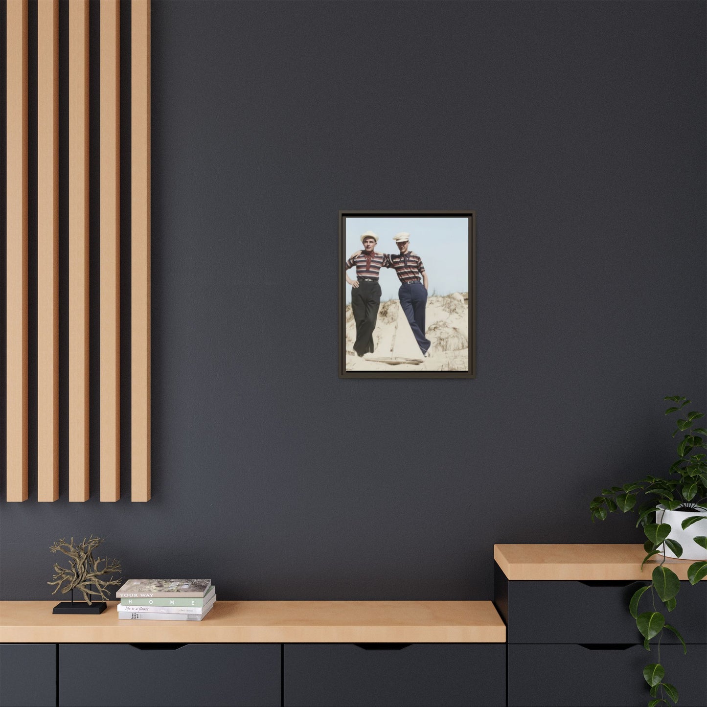 paire 102 | Framed Vintage Photo - Matte Canvas