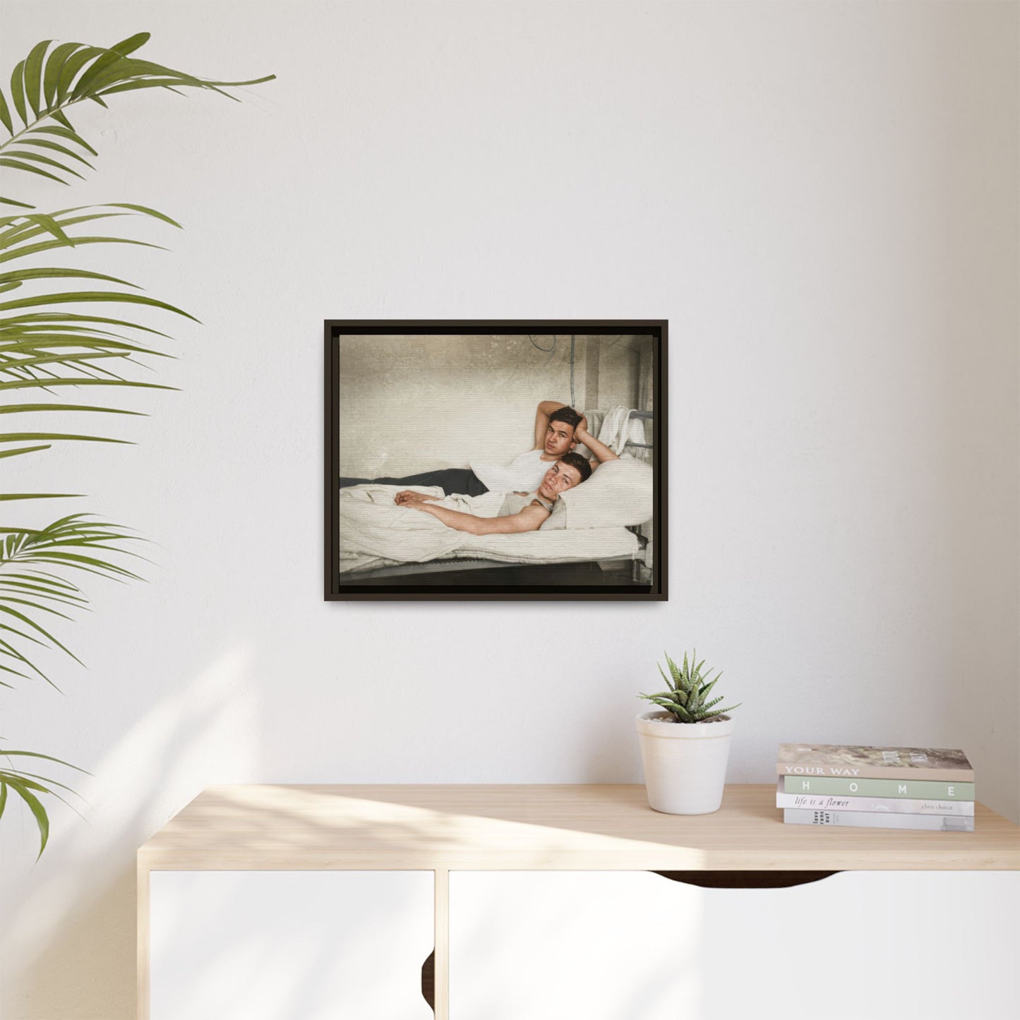 paire 146 | Framed Vintage Photo - Matte Canvas
