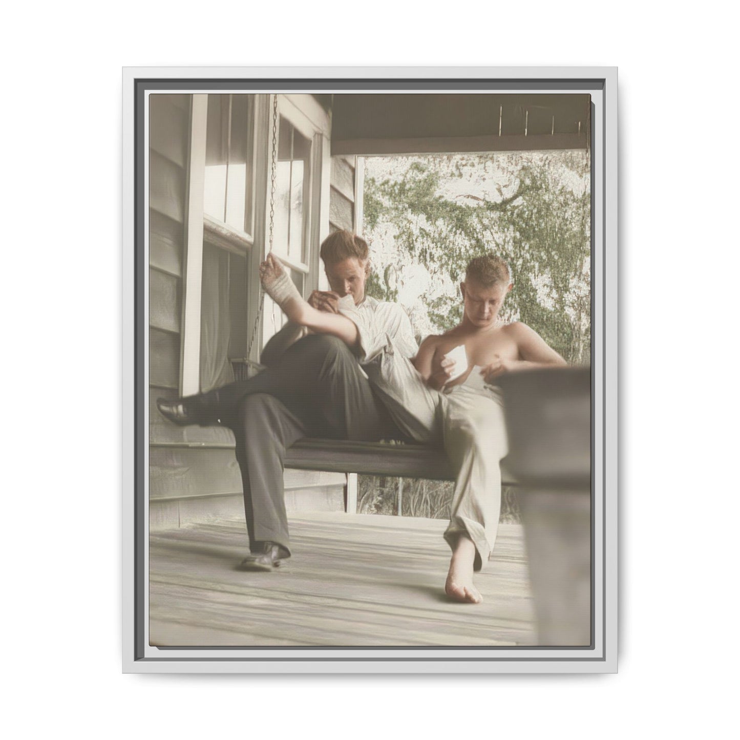 paire 051 | Framed Vintage Photo - Matte Canvas