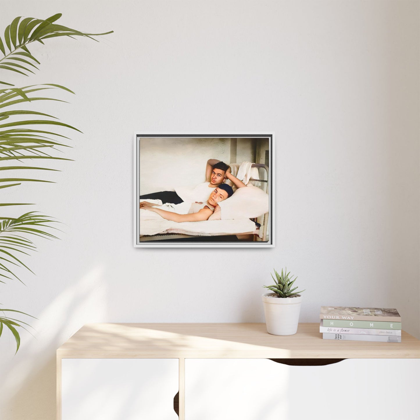 paire 118 | Framed Vintage Photo - Matte Canvas