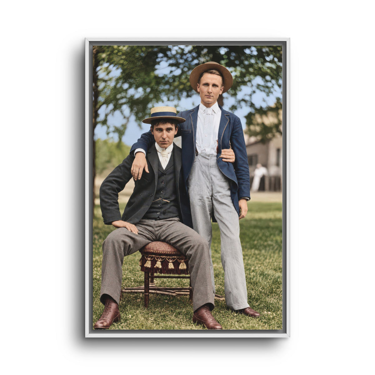 paire 167 | Framed Vintage Photo - Matte Canvas
