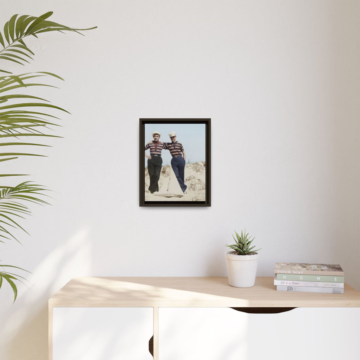 paire 102 | Framed Vintage Photo - Matte Canvas