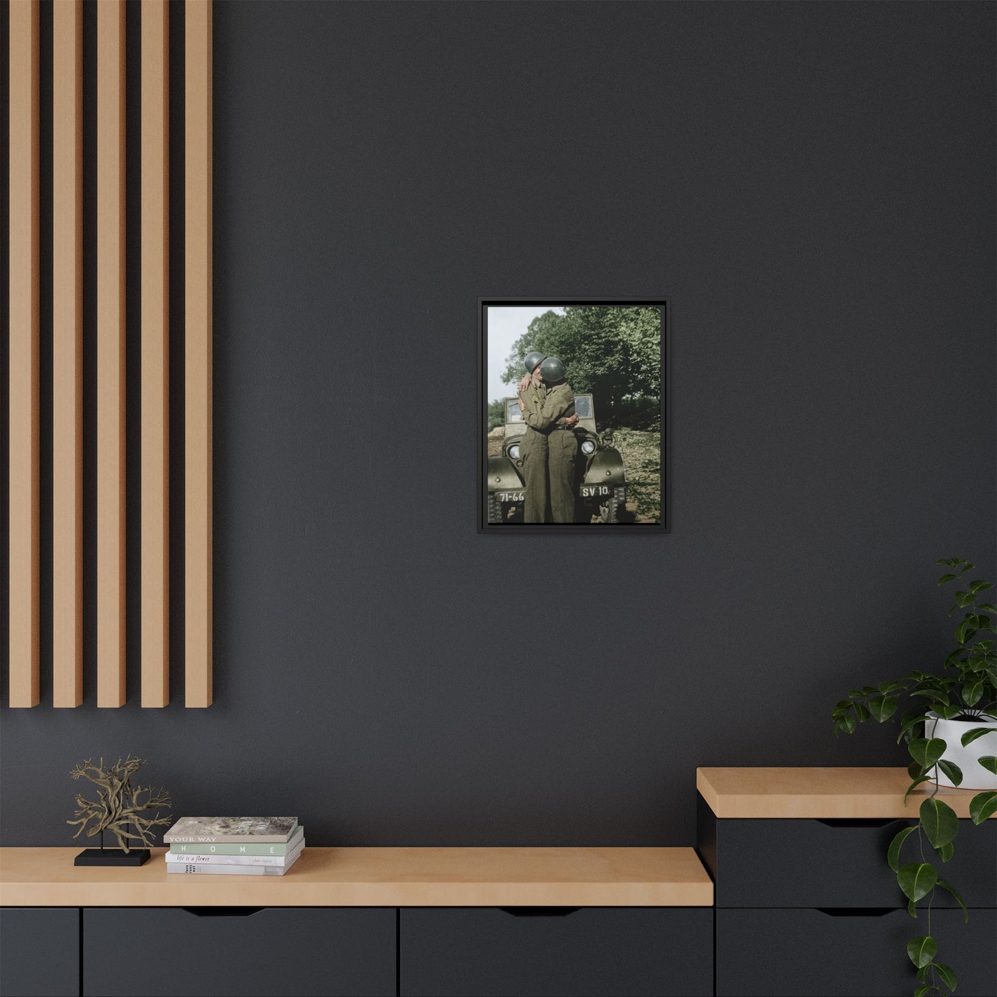 paire 065 | Framed Vintage Photo - Matte Canvas