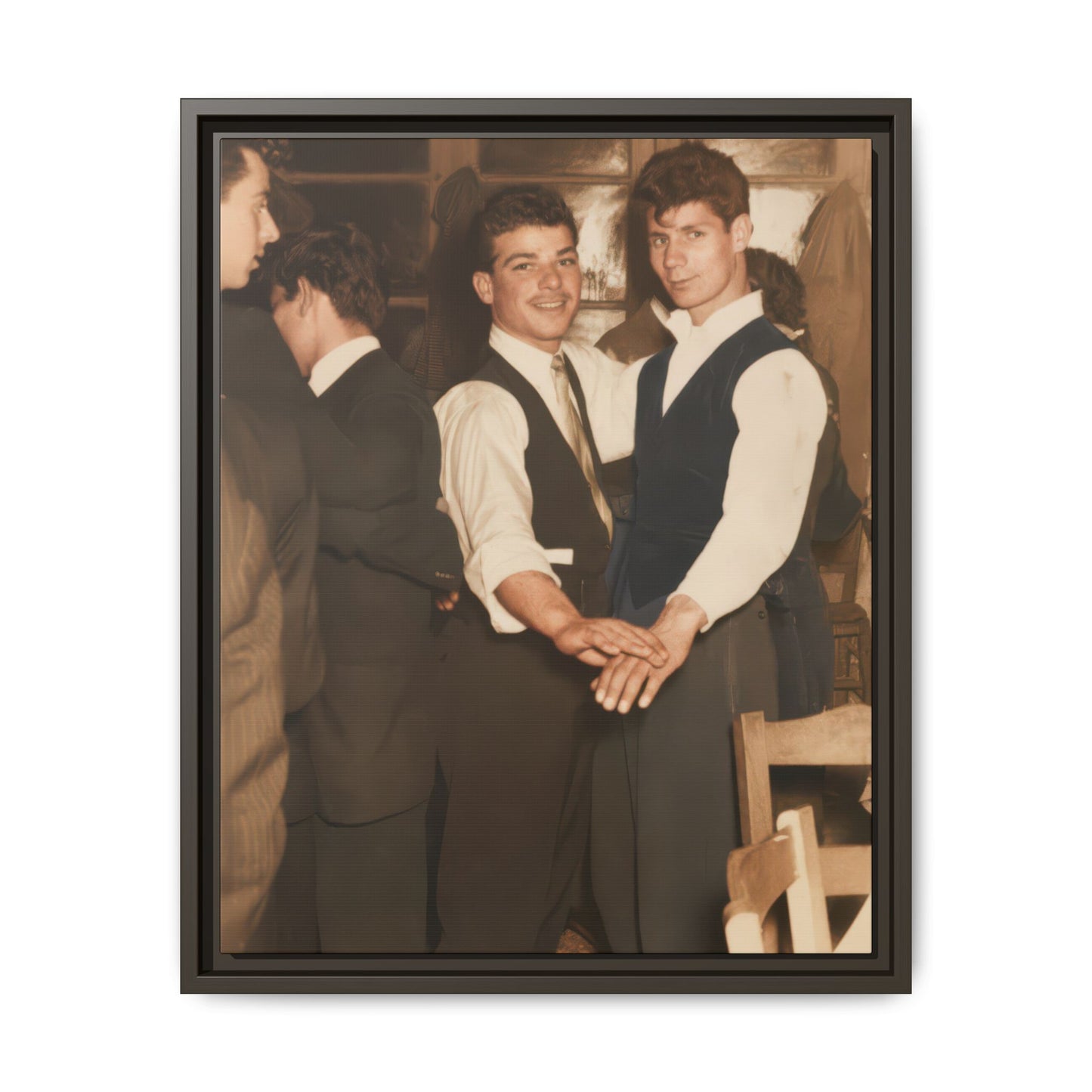 paire 134 | Framed Vintage Photo - Matte Canvas