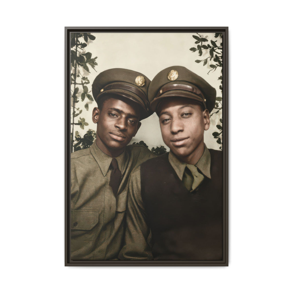 paire 152 | Framed Vintage Photo - Matte Canvas