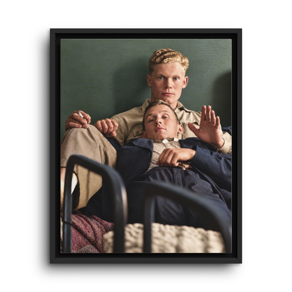 paire 046 | Framed Vintage Photo - Matte Canvas