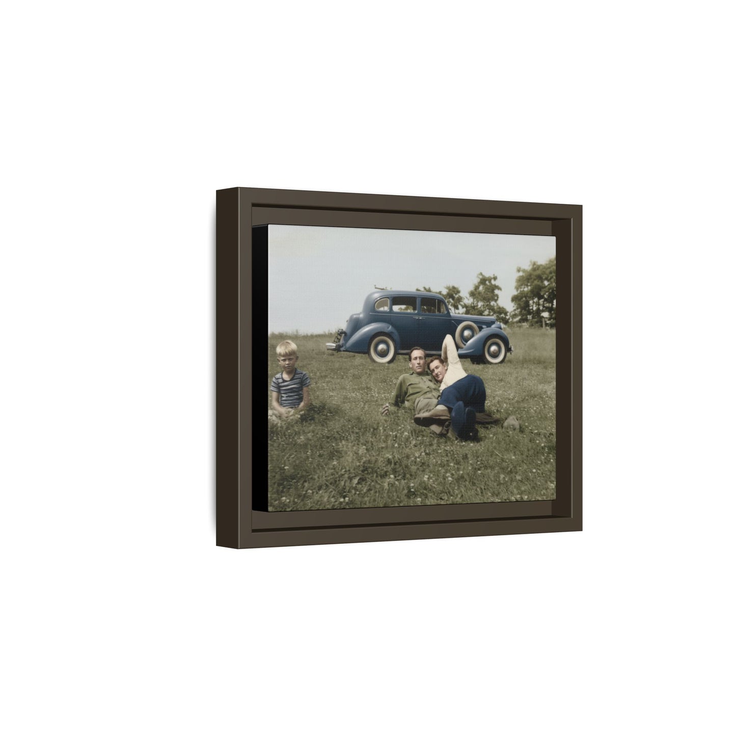 paire 003 | Framed Vintage Photo - Matte Canvas