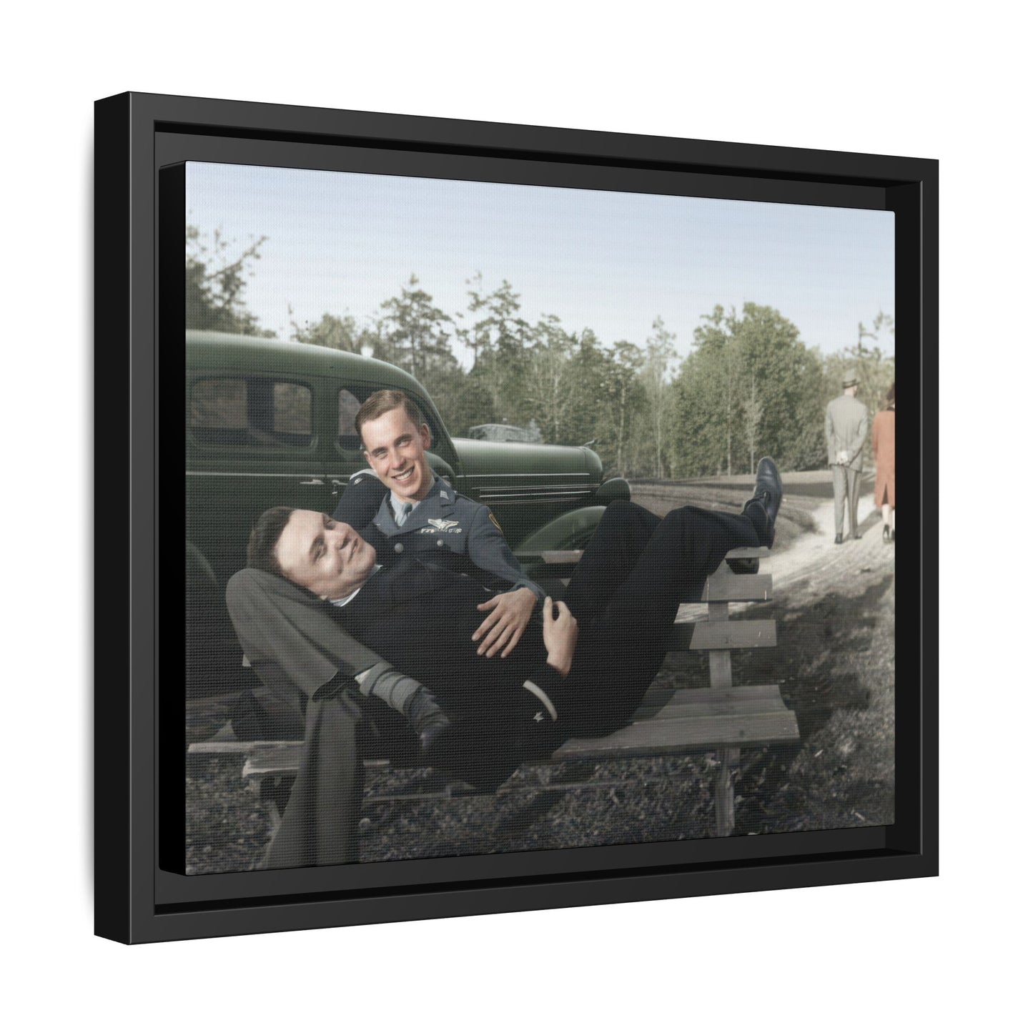 paire 107 | Framed Vintage Photo - Matte Canvas