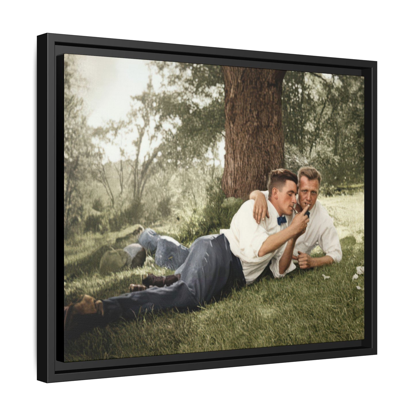 paire 137 | Framed Vintage Photo - Matte Canvas