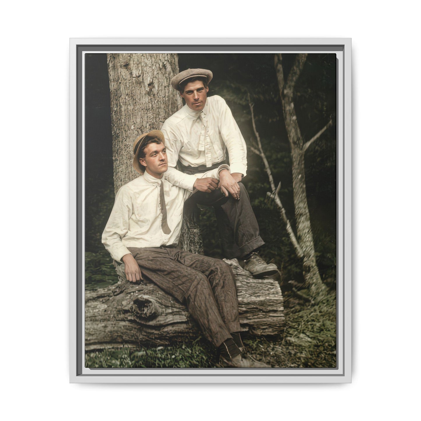 paire 140 | Framed Vintage Photo - Matte Canvas