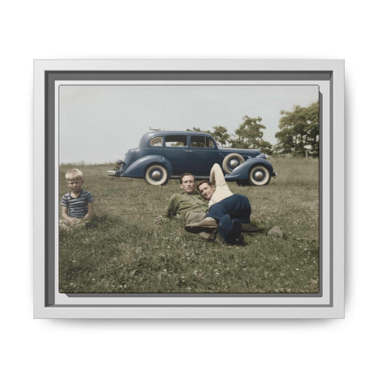 paire 003 | Framed Vintage Photo - Matte Canvas