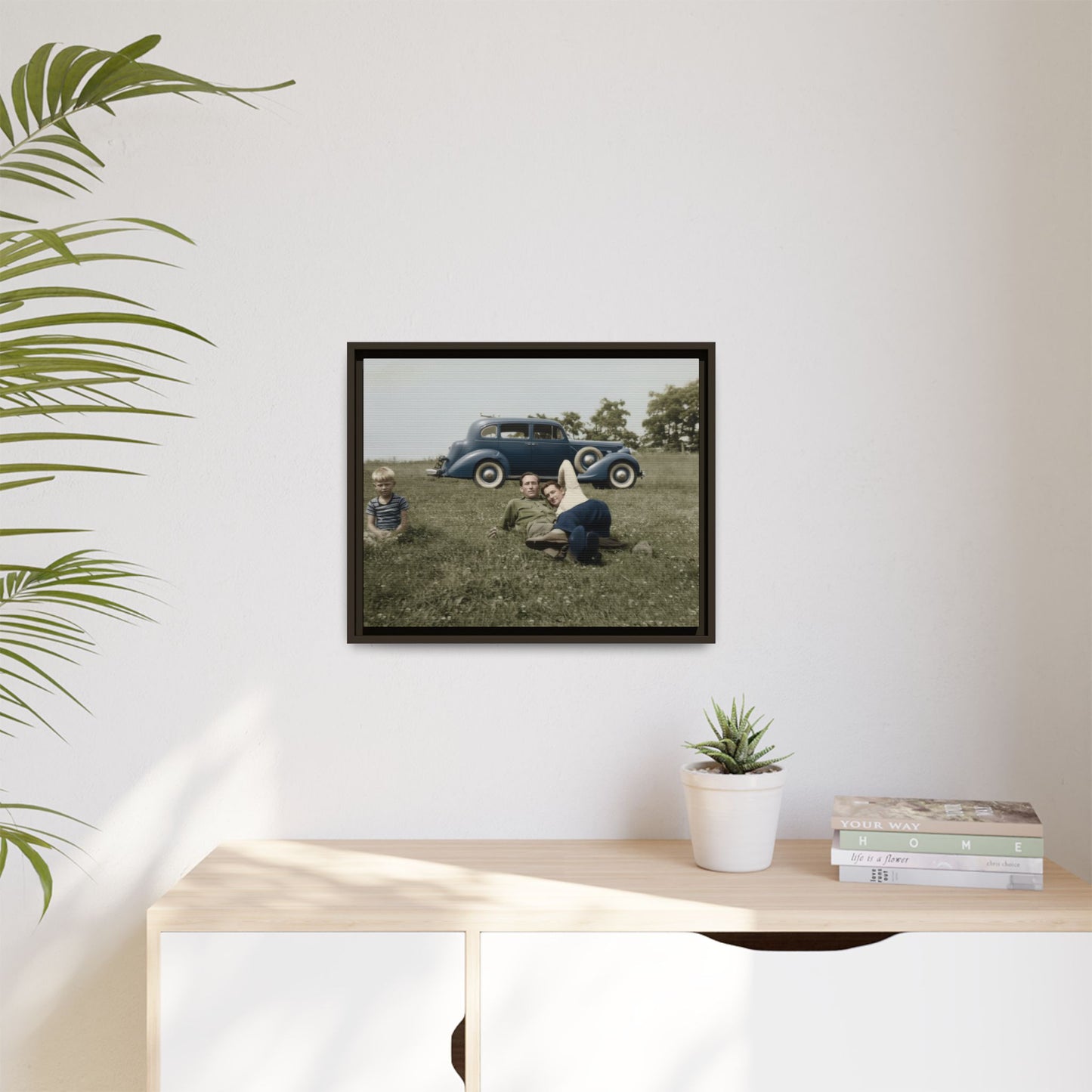 paire 003 | Framed Vintage Photo - Matte Canvas