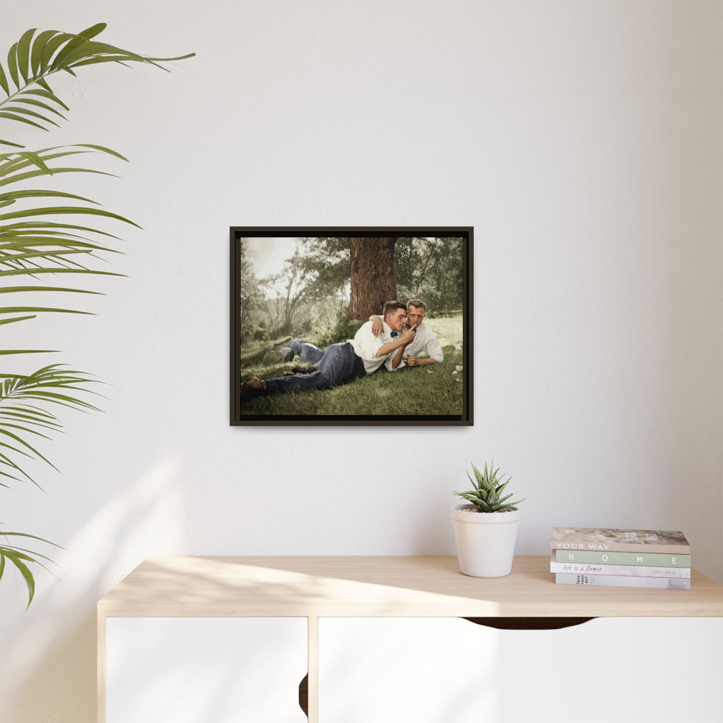 paire 137 | Framed Vintage Photo - Matte Canvas