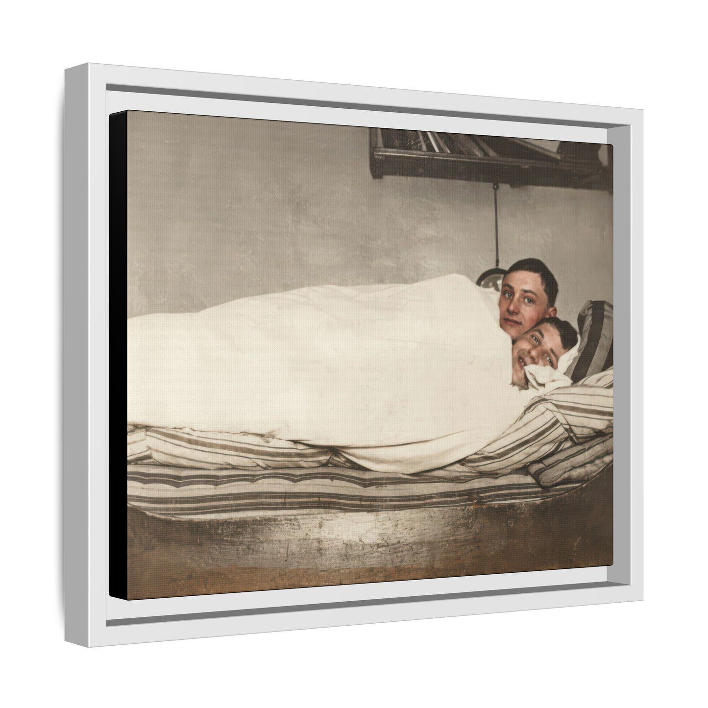 paire 117 | Framed Vintage Photo - Matte Canvas