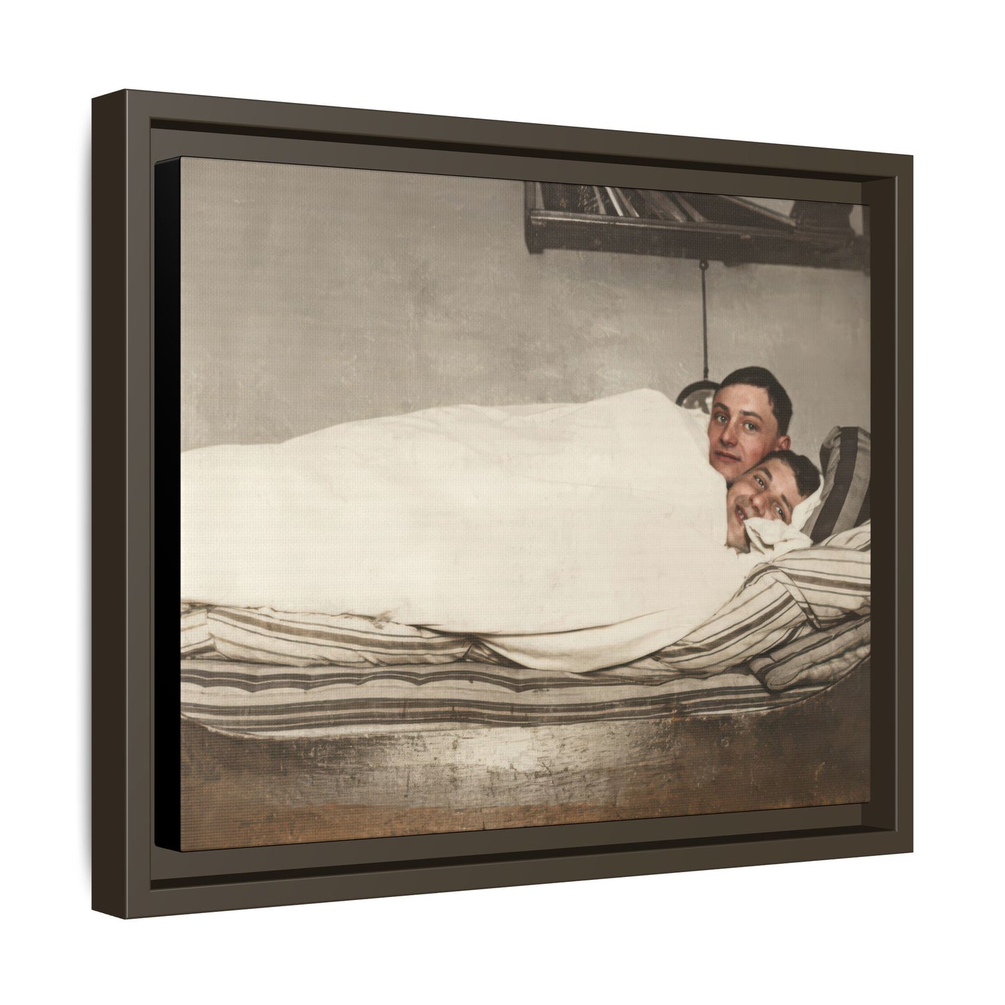 paire 117 | Framed Vintage Photo - Matte Canvas