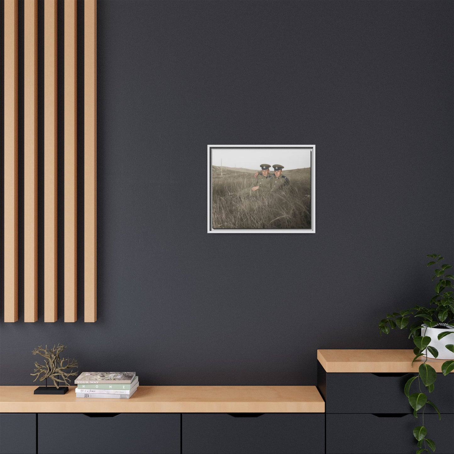 paire 082 | Framed Vintage Photo - Matte Canvas