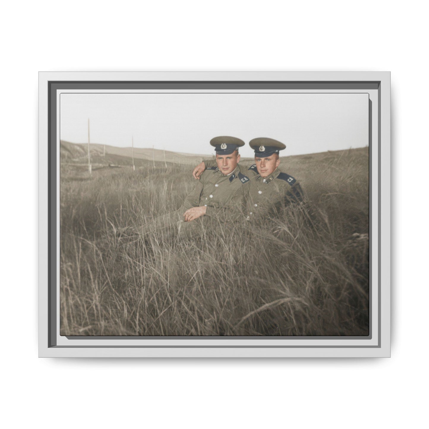 paire 082 | Framed Vintage Photo - Matte Canvas