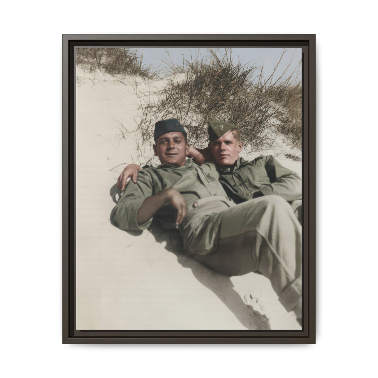 paire 098 | Framed Vintage Photo - Matte Canvas