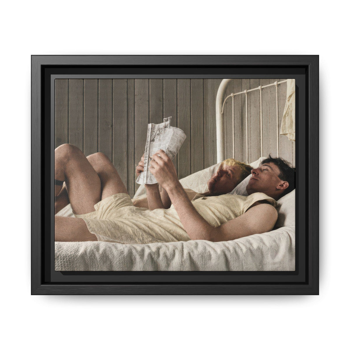 paire 160 | Framed Vintage Photo - Matte Canvas