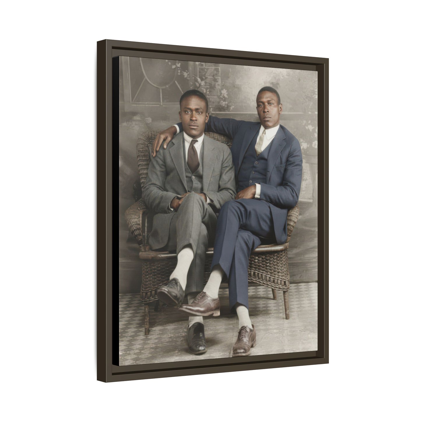 paire 112 | Framed Vintage Photo - Matte Canvas