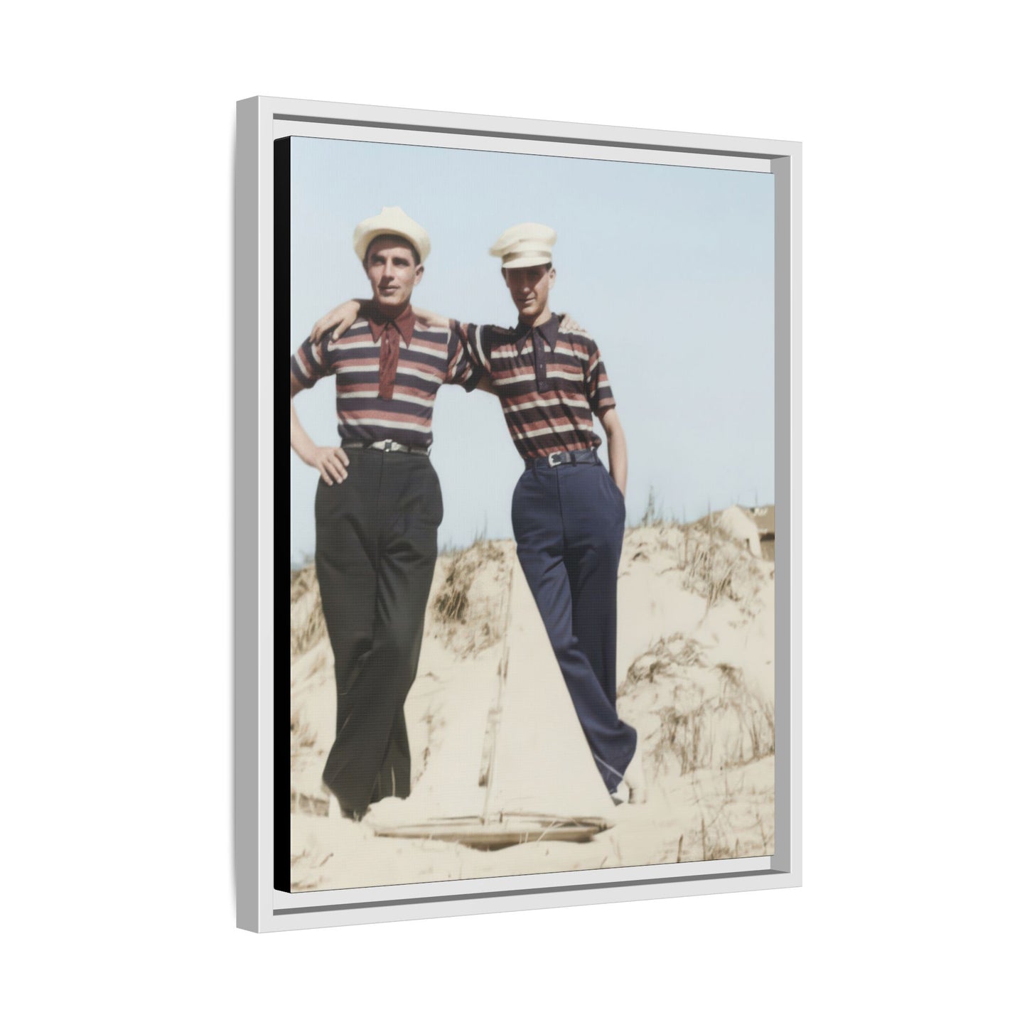 paire 102 | Framed Vintage Photo - Matte Canvas