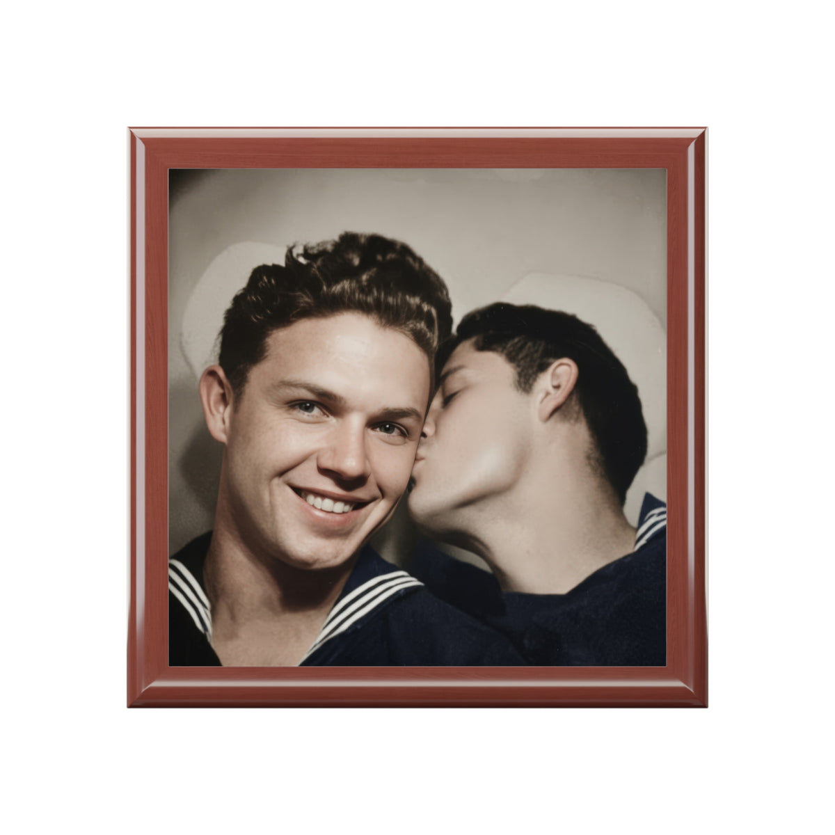 Paire 035 | Vintage Photobooth Series | A Kiss on the Cheek Keepsake Box